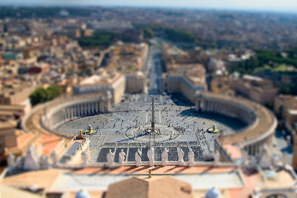 Tilt Shift Effect at the Vatican